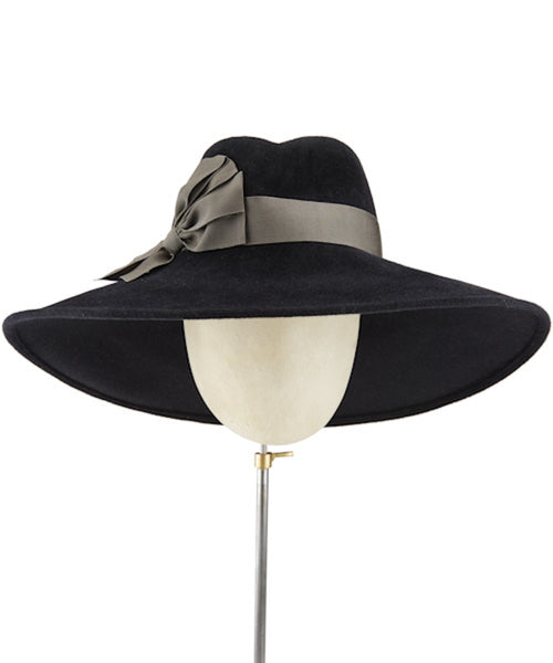 Jeremy Black - hat designed by Louise Green - Rent The Races  - 1